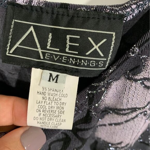 WOMAN’S two piece tank/jacket. Size medium. Formal. Pale purple/charcoal. Should - Picture 8 of 11